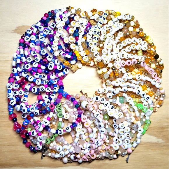 The "One of Each" Bundle- Taylor Swift Friendship Bracelets (50 total) - Picture 9 of 9
